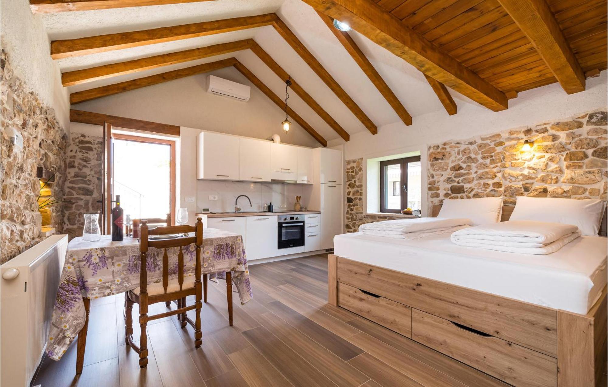 Pet Friendly Home In Murvica With Kitchen 외부 사진